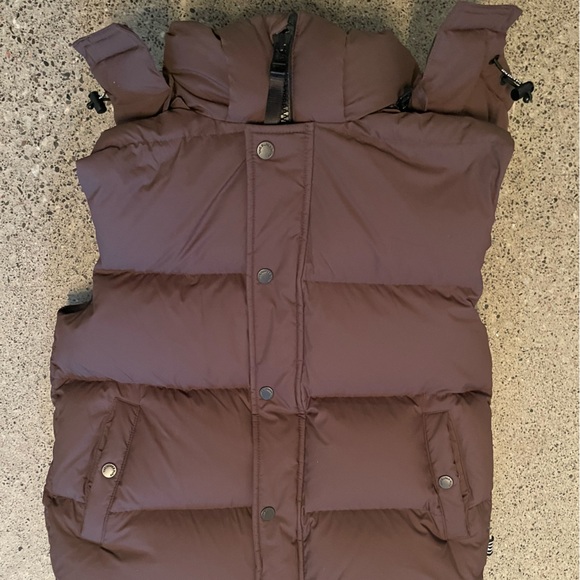 ❌SOLD❌ The Super Puff Vest in Rich Mocha Brown - Picture 8 of 8
